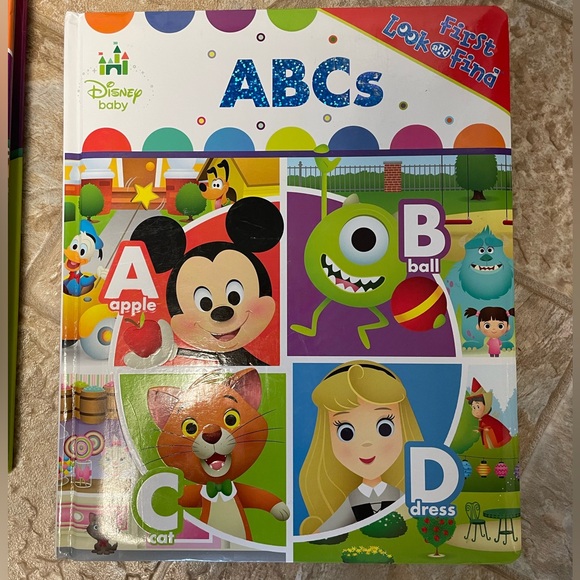 Lot of 2 Disney Baby “First Look and Find” Books-Very good used condition - Picture 5 of 12